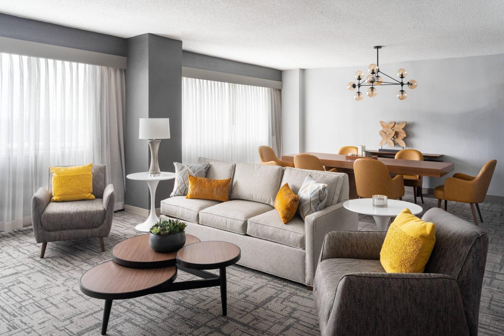 Marriott Greensboro Downtown Esterno foto