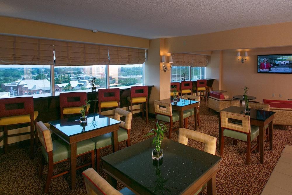 Marriott Greensboro Downtown Esterno foto